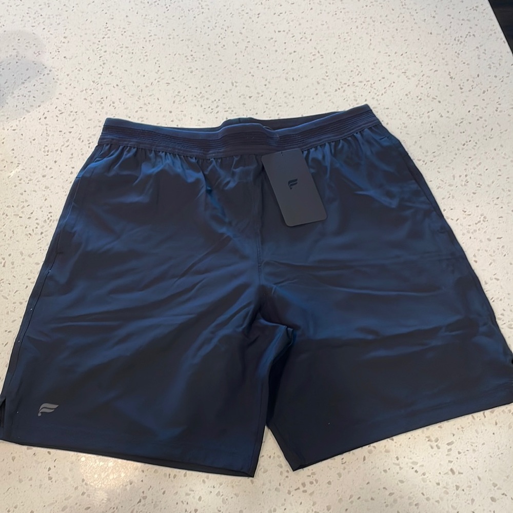 NWT Men’s Fabletics Medium Black 7” Fundamental Athletic Shorts